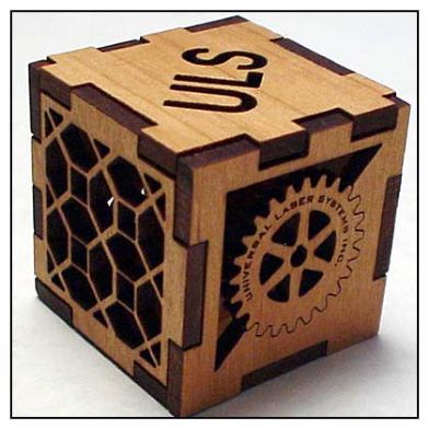 Wooden Cube - Cubo de madera - kluz International