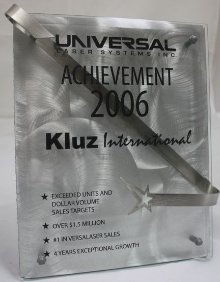 Kluz International Glass Award.